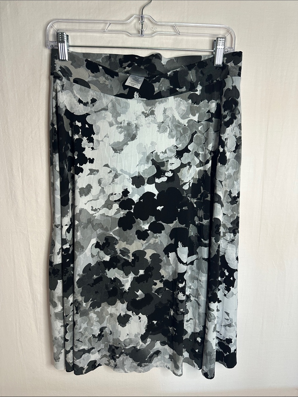 Covington Black & Gray Printed Midi Skirt